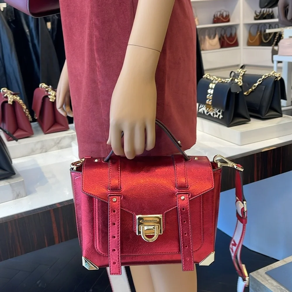 MICHAEL KORS
Manhattan Medium TH SCHOOL Crackled Metallic Leather SATCHEL NWT - Picture 6 of 16